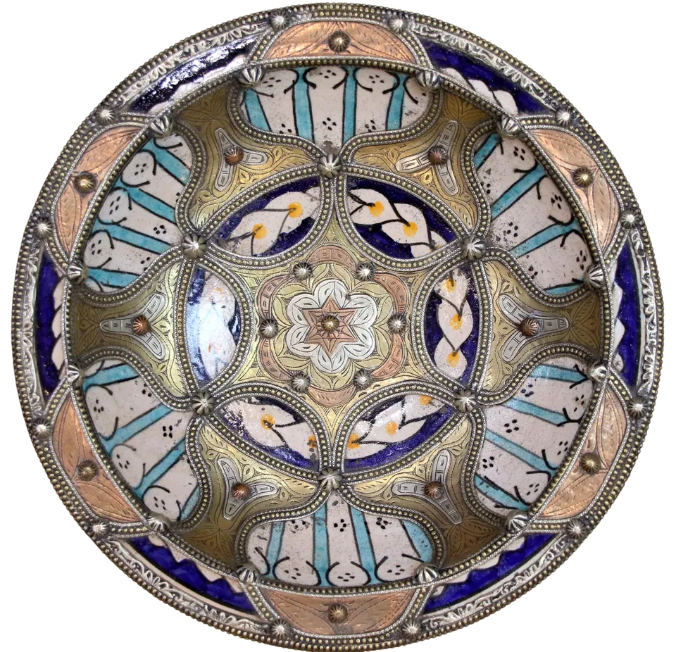 Plat serti — Arcatures turquoise